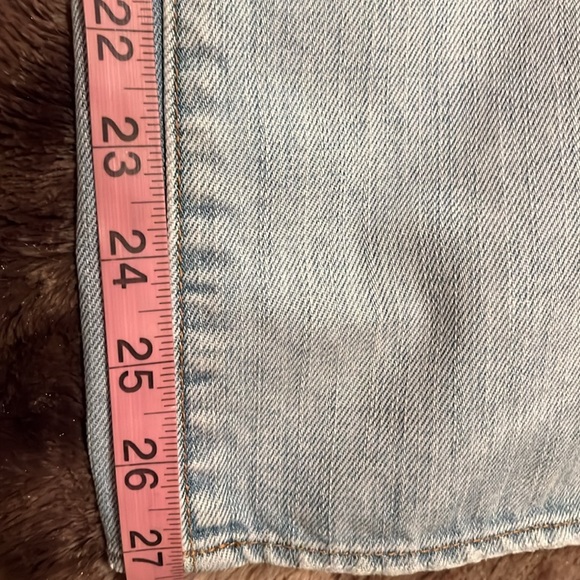 Low Rise Cropped Jeans - Picture 9 of 12